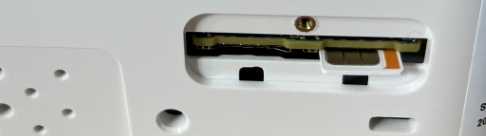 EDGE 800W SIM Slot 1.png